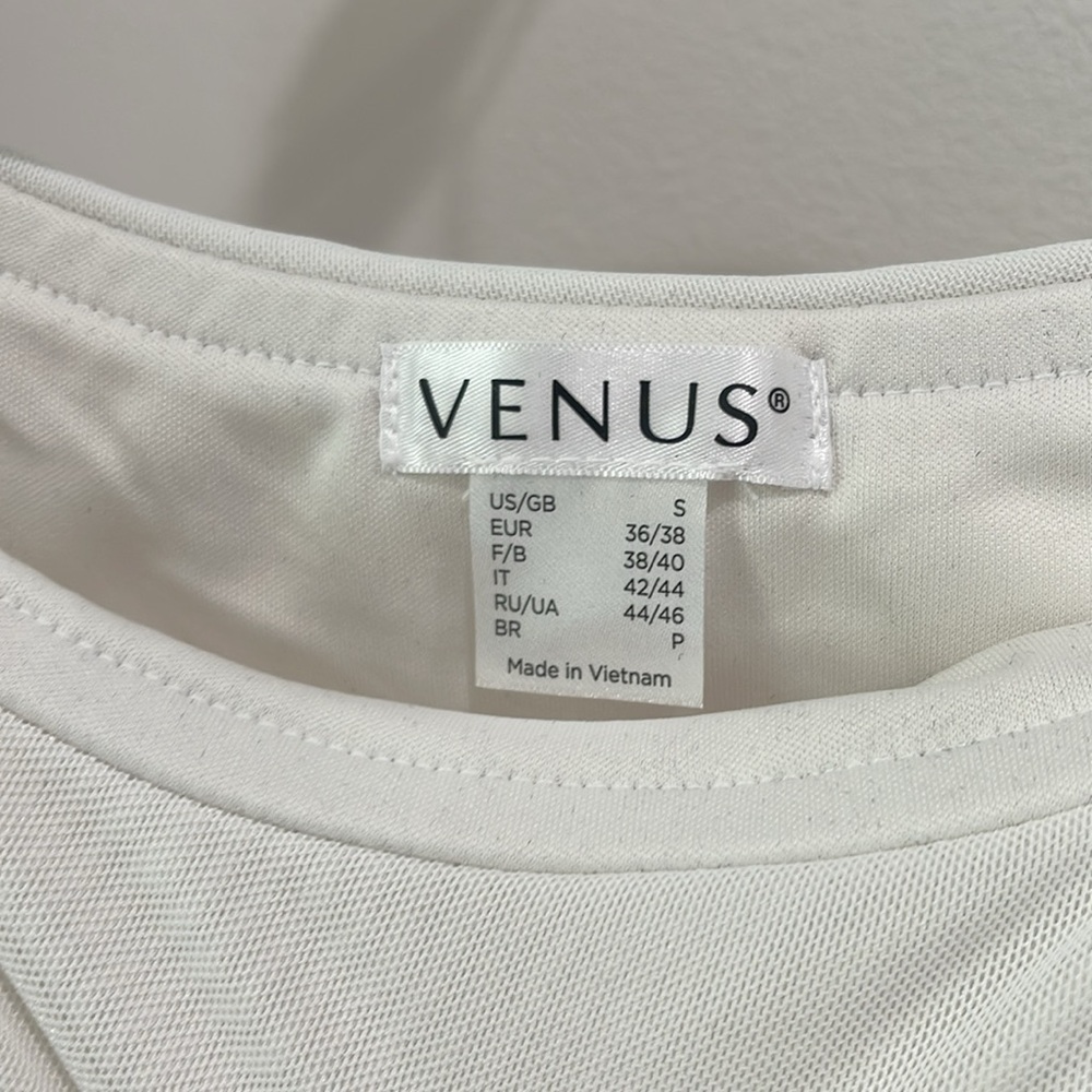 Venus ruched mesh bodycon dress - Picture 4 of 7
